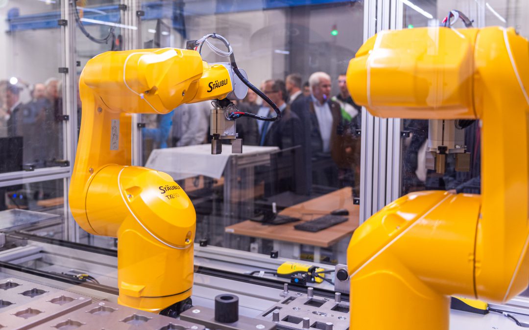 Roboti přenáší univerzitu do období Průmysl 4.0