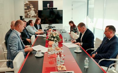 Univerzitní věda a výzkum se spojují s vojenskou technologií. Univerzita Tomáše Bati a Vojenský technický ústav stvrdily spolupráci podpisem smlouvy